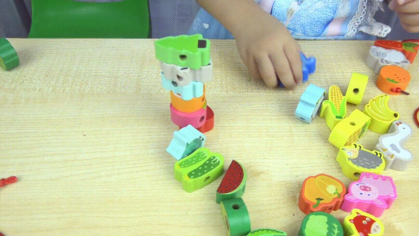 Harivad pitsist helmed (kaasa arvatud hoiukarp)-EE