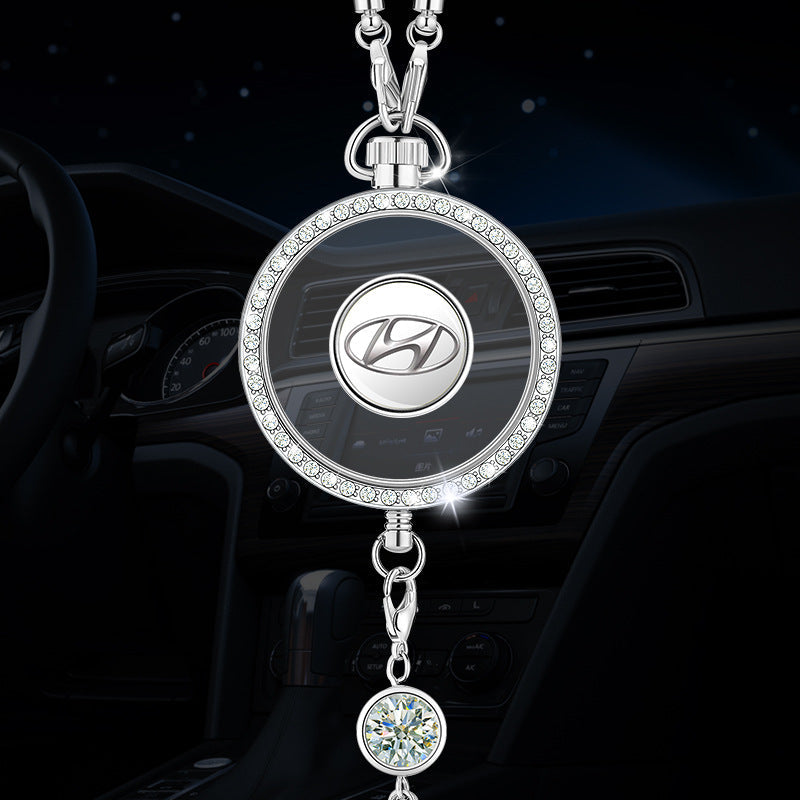 Colgante con el logotipo de aromaterapia para coche fabricado en metal y diamantes.-ES