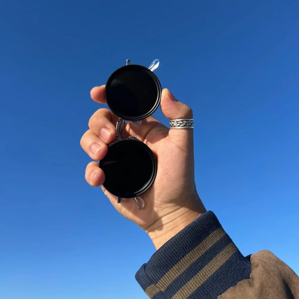 Reguliuojami poliarizuoti akiniai nuo saulės kelionėms lauke-LT