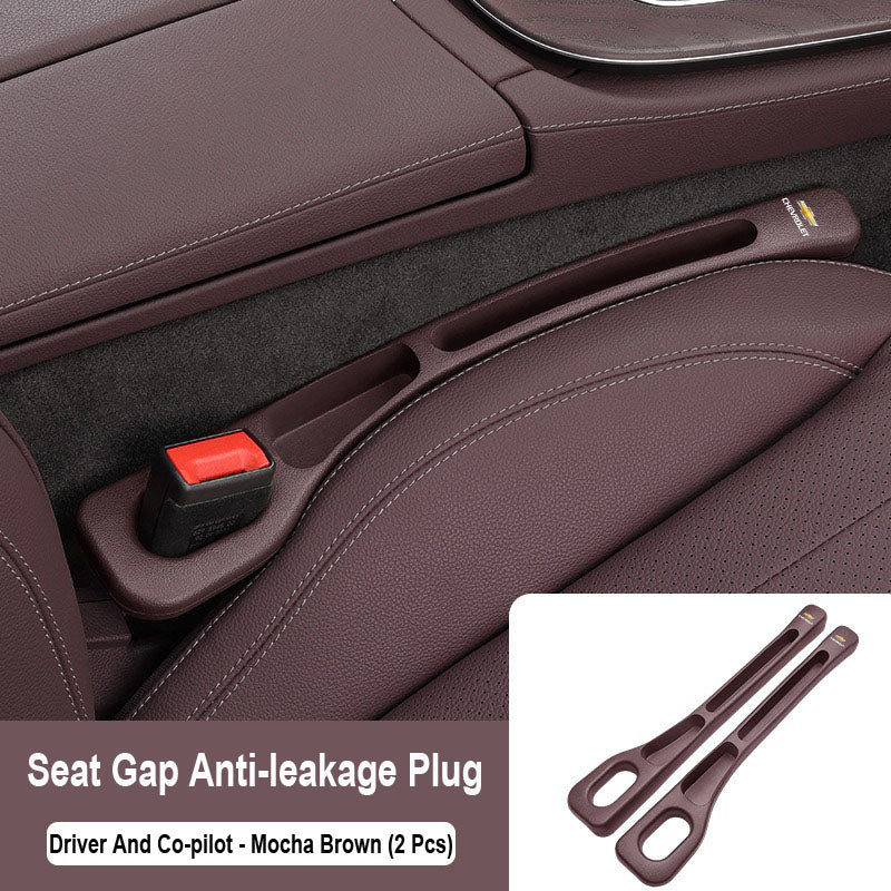 Ένα βύσμα που σφραγίζει το κενό μεταξύ των καθισμάτων αυτοκινήτου-GR