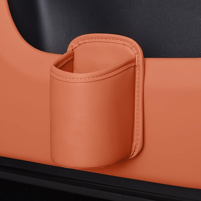 Portavasos de cuero Velora: fácil de instalar, personalización del logotipo posible-ES