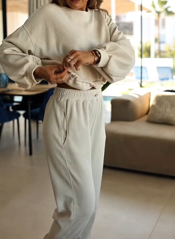 Moteriškas dviejų dalių briaunotas komplektas kasdieniam dėvėjimui-LT