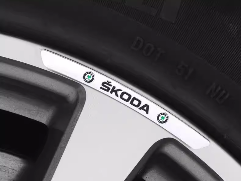 Vroča razprodaja ✨50 % popusta ✨3D nalepka za platišče z osebnostjo (4 kosi)-SI