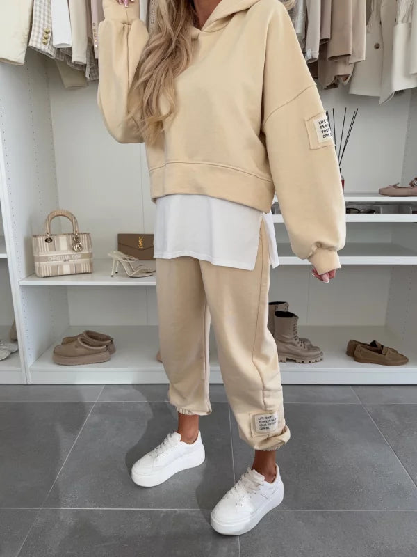 Traje cómodo de dos piezas de algodón.-ES