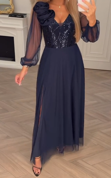 Vestido con mangas de encaje, lentejuelas y adornos florales.-ES