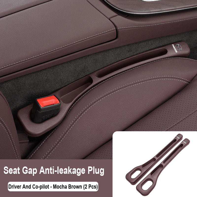 Ένα βύσμα που σφραγίζει το κενό μεταξύ των καθισμάτων αυτοκινήτου-GR