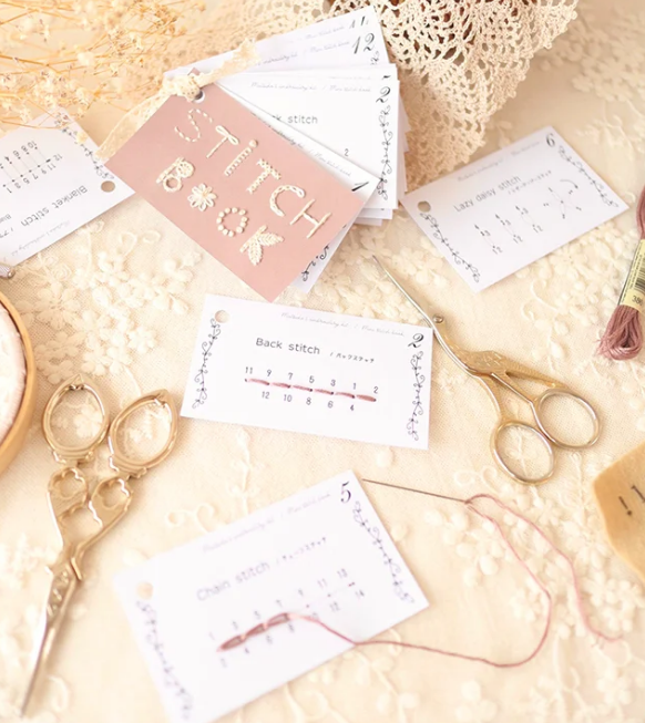 🎁 ¡Toda la tienda! 🔥 Mini libro de costura creativo-ES