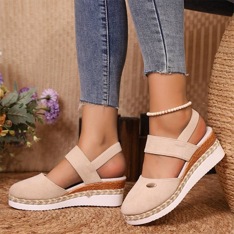 Sandalias de cuña baja, con tiras y punta cerrada-ES