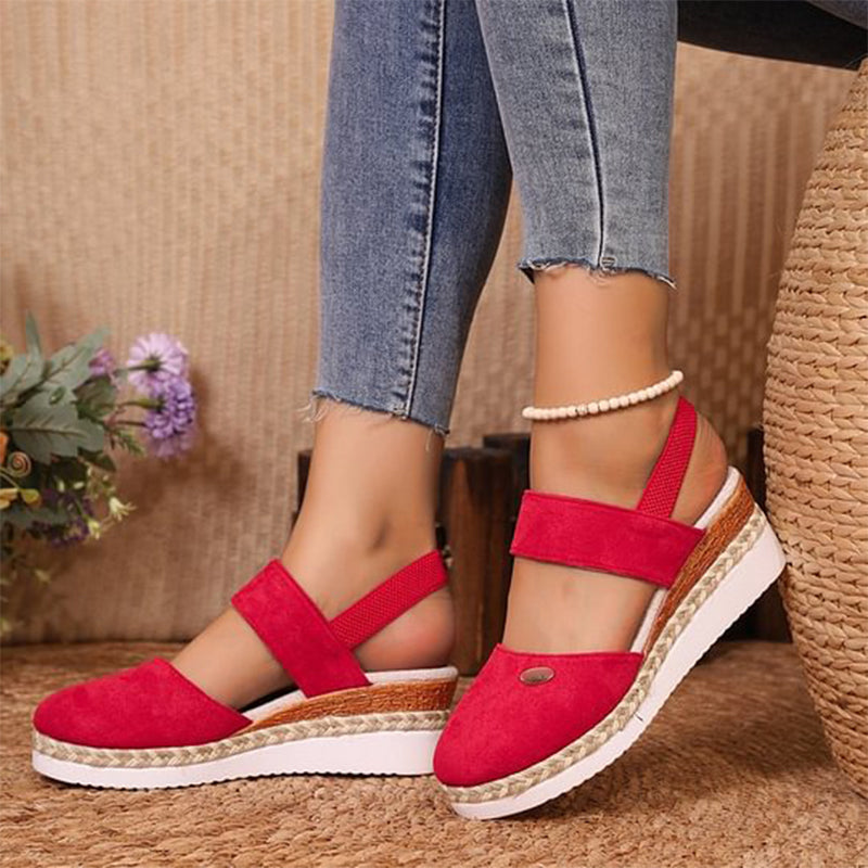Sandalias de cuña baja, con tiras y punta cerrada-ES
