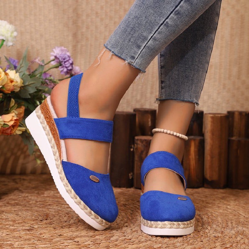 Sandalias de cuña baja, con tiras y punta cerrada-ES