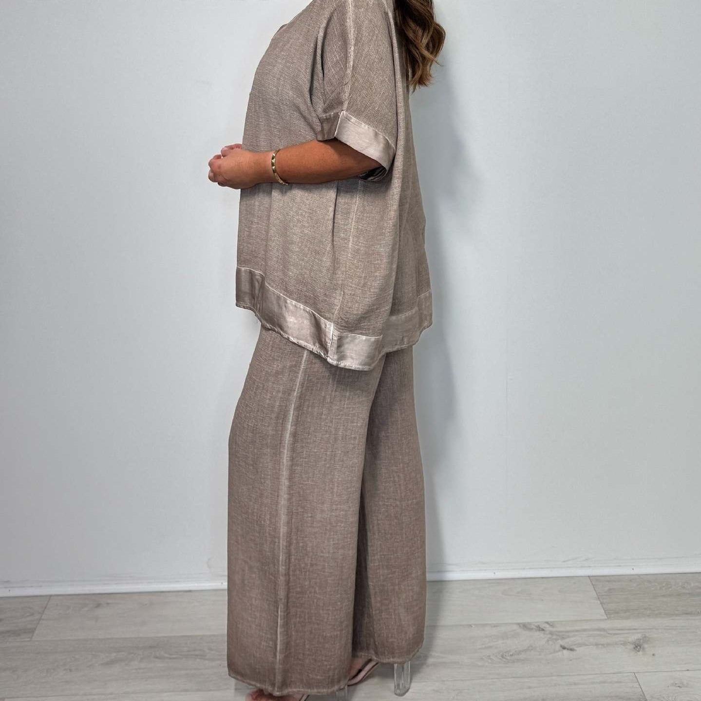 🌷💗Άνετο σετ δύο τεμαχίων με V λαιμόκοψη-GR