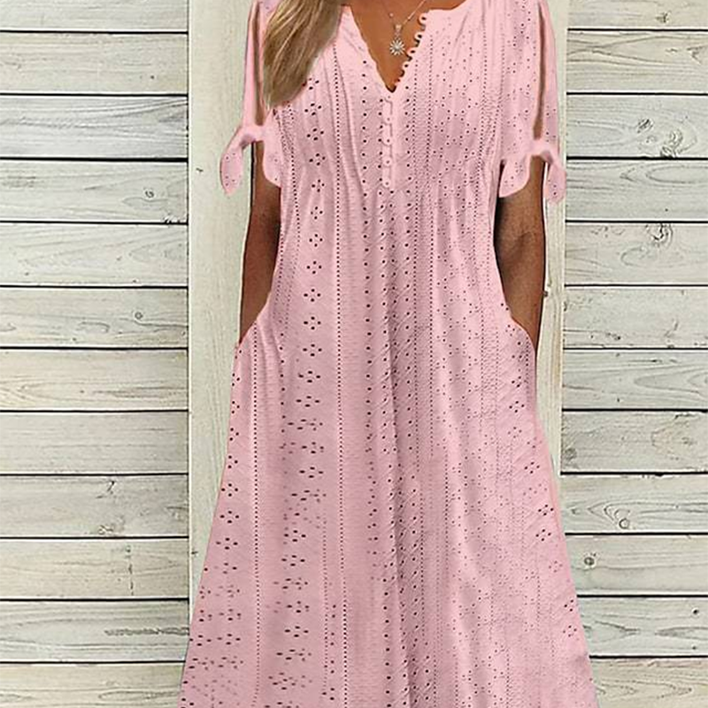 Elegantiška moteriška suknelė su V formos iškirpte-LT